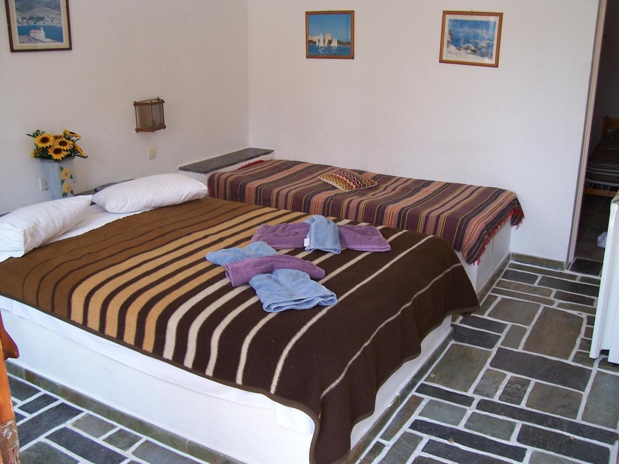 Pension Irini-Vicky Chora  Exterior photo