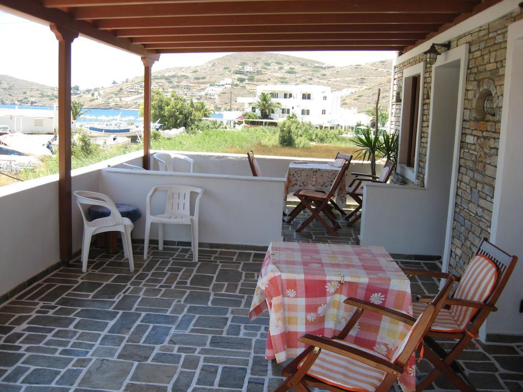 Pension Irini-Vicky Chora  Exterior photo