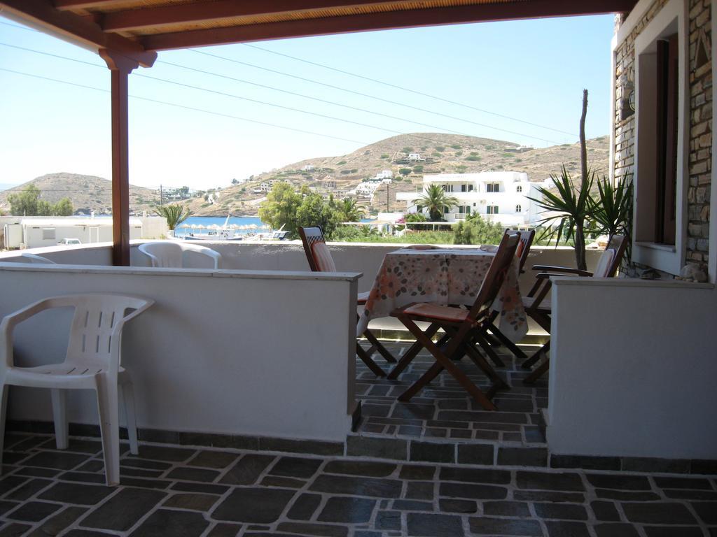 Pension Irini-Vicky Chora  Exterior photo